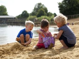 Cotswold Water Park Cotswold Country Park by Kay Ransom Photography